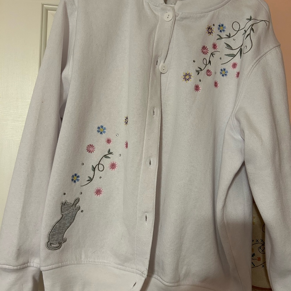 Floral Cat Embroidered White Cardigan